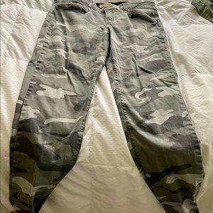 Women Camo Pants